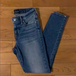 Lucky Brand Mid-Rise Skinny Jeans